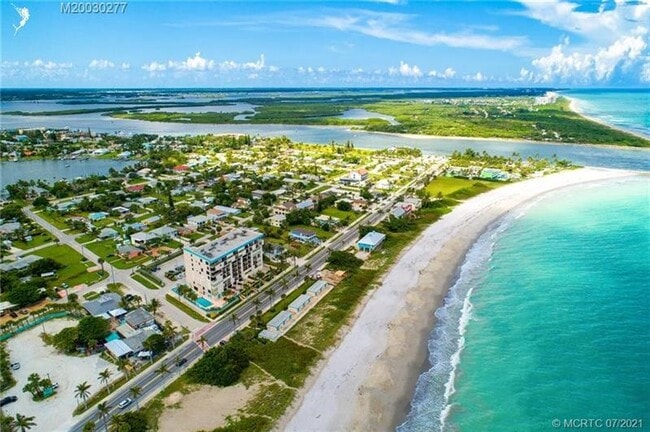 Building Photo - 356 Granada St