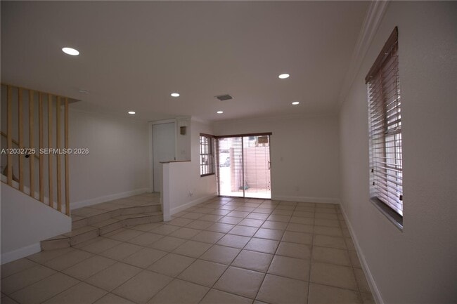 Building Photo - 6475 SW 129th Ave