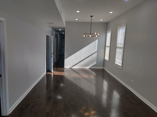 Building Photo - 5207 S Bishop St