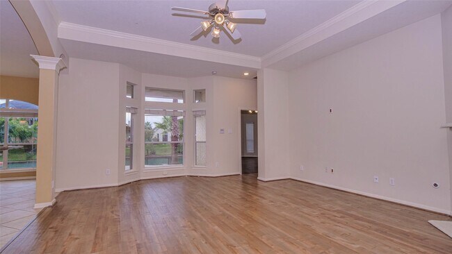 Building Photo - 17915 Harbour Bridge Point Dr