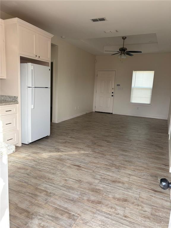 Building Photo - 28 W Kohala Ave