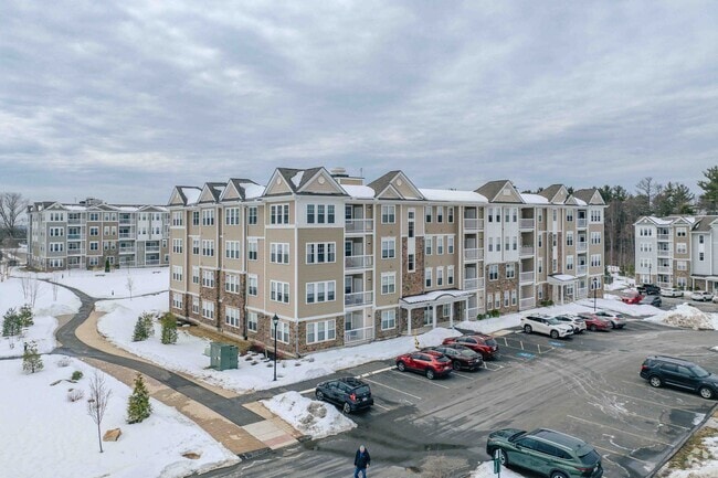 6 Overlook Dr - Riverside Woods Condominiums