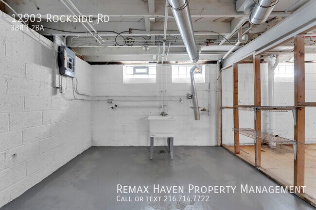 Building Photo - 12903 Rockside Rd