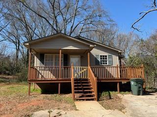 Primary Photo - Charming 3 Bedroom, 1 Bath House for Rent ...