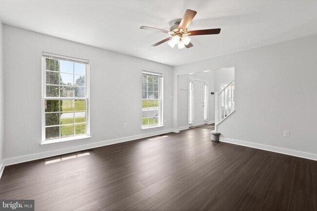 Building Photo - 4001 Mossy Bank Ln