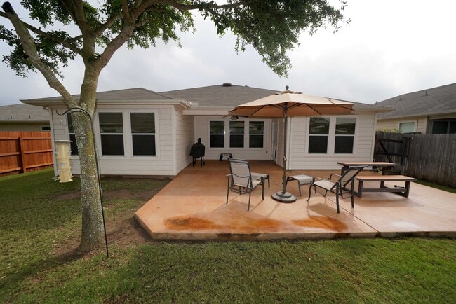 Building Photo - Immaculate Rental in Schertz! Realtor Commission: $500