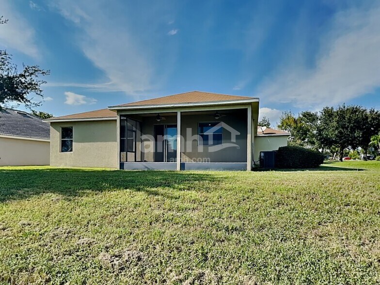 Building Photo - 104 Star Shell Dr