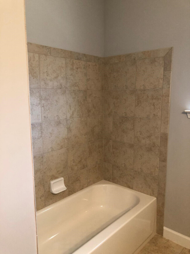 Building Photo - 5535 Arbor Chase Dr