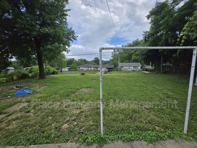 Building Photo - 8444 Engler Ave