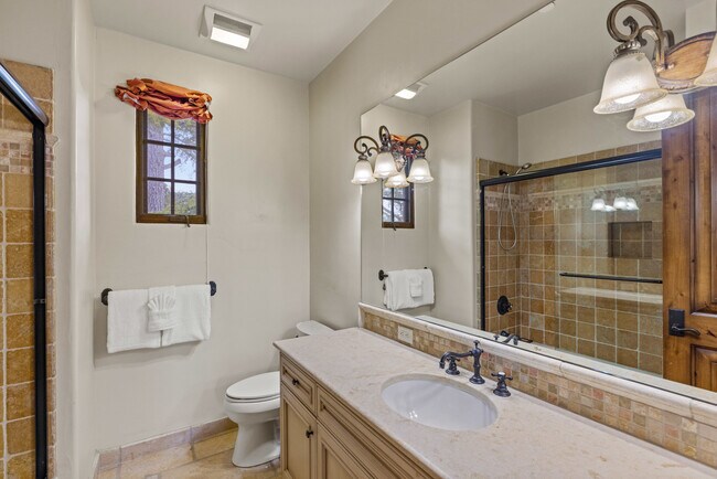 Building Photo - 3317 Taylor Rd