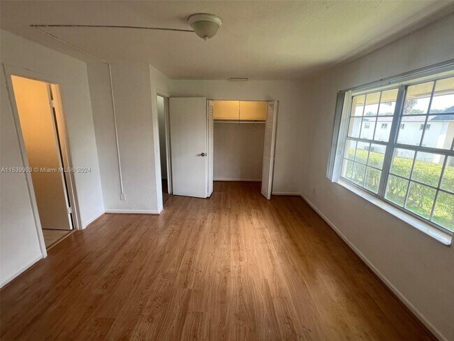 Building Photo - 7503 Kimberly Blvd