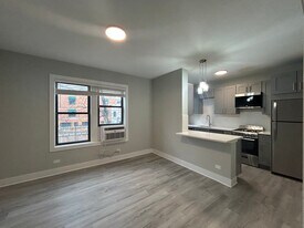 Building Photo - 372 Hazel Ave