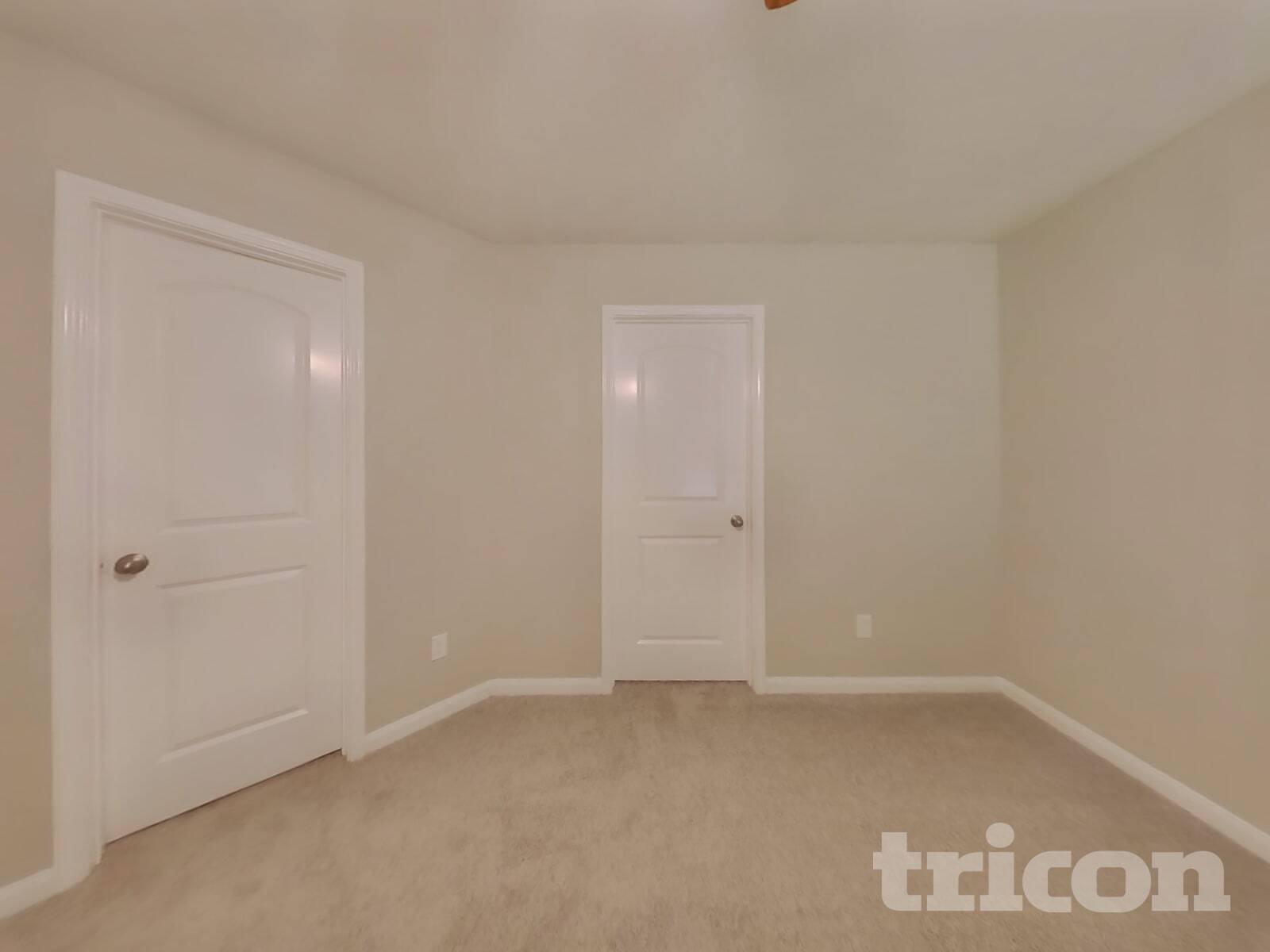 Building Photo - 27016 Leonardo Dr