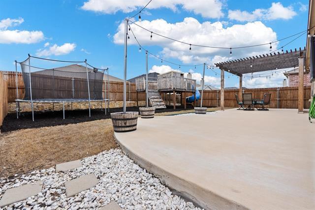 Building Photo - 9937 Amosite Dr