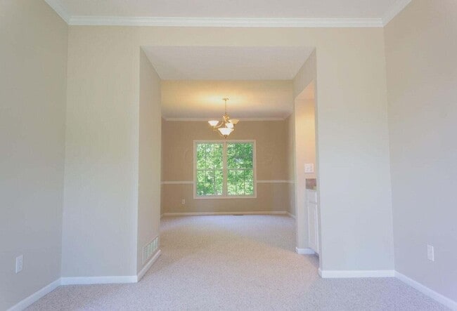 Building Photo - 7492 Fairfield Lakes Dr
