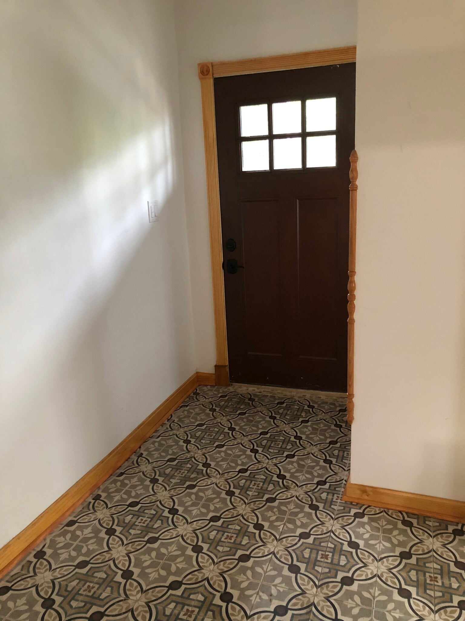 Building Photo - 2418 Perry St