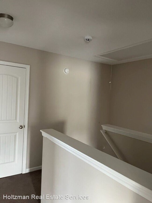 Building Photo - 4 br, 2.5 bath House - 1511 Bayberry Drive