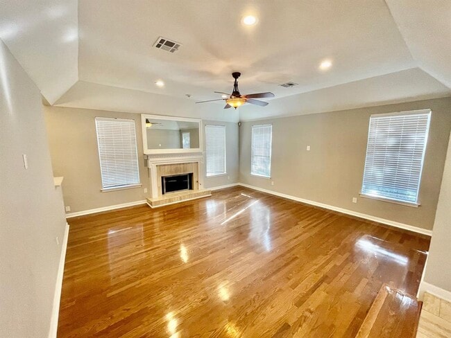 Building Photo - 6208 Lost Horizon Dr