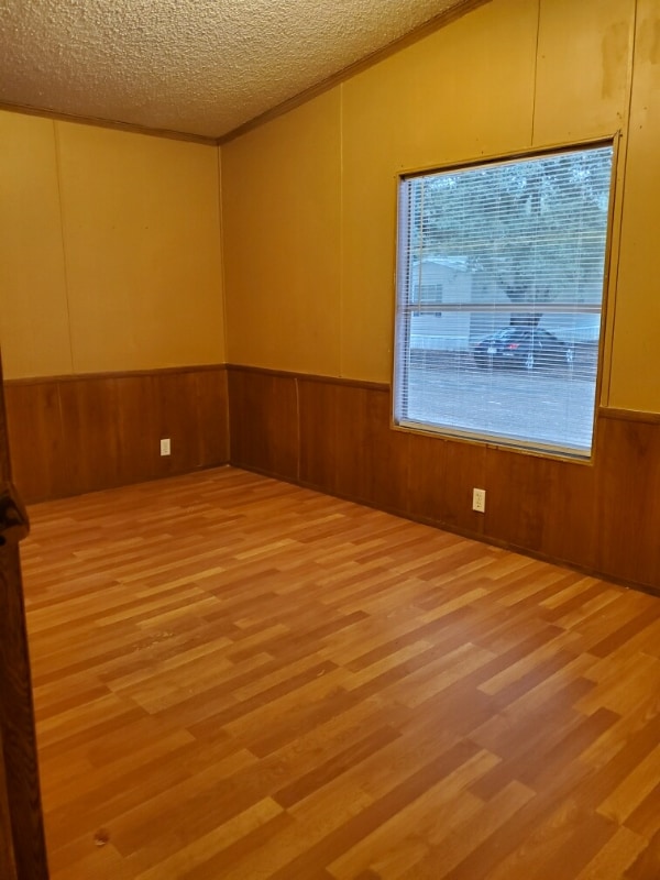 Building Photo - 457 Petty St