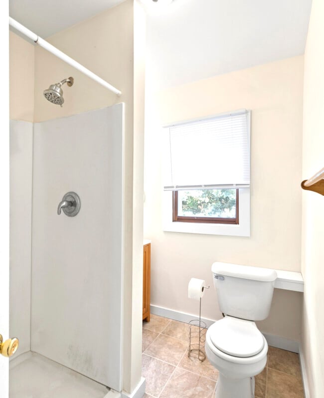 Building Photo - 1513 Connor Ave