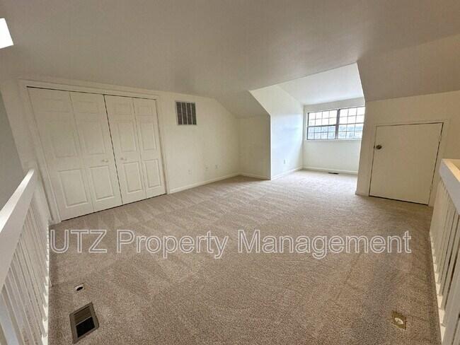 Building Photo - 9 Old Forge Garth Rd