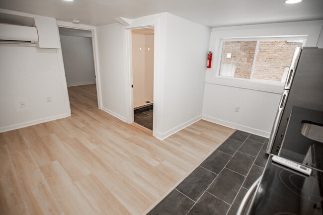 Building Photo - 1388 W 83rd St