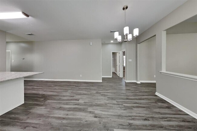 Building Photo - 21311 Snowblossom Ln