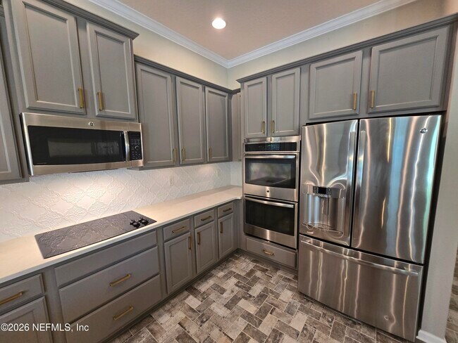 Building Photo - 3022 Plantation Ridge Dr
