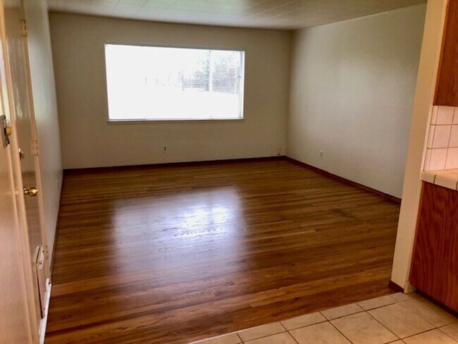 Building Photo - 7512 Wachtel Way