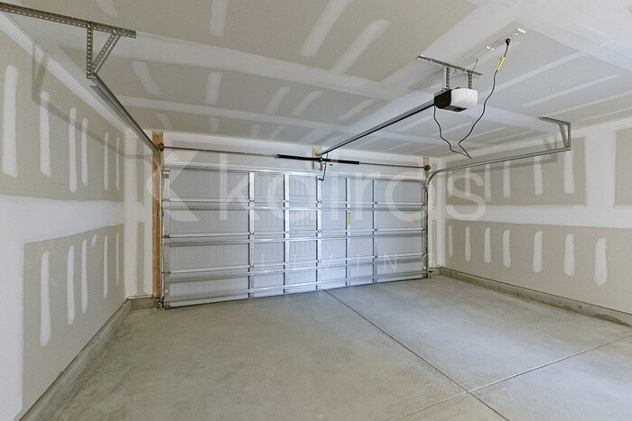 Building Photo - 7016 Peppermill Way