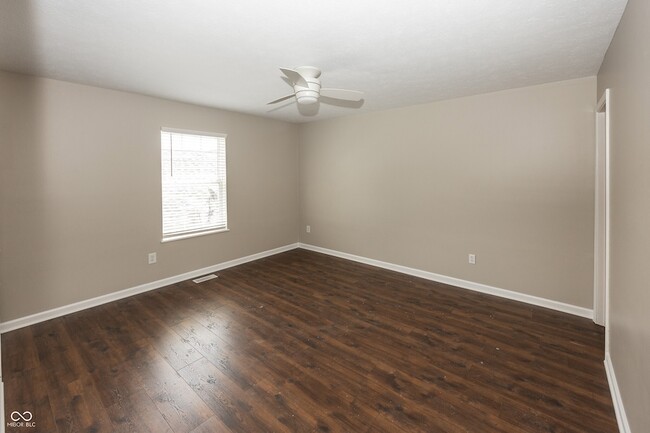 Building Photo - 2410 Silver Ct