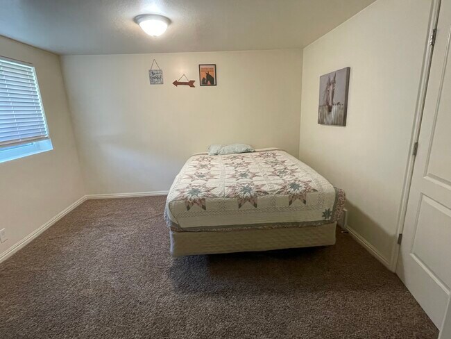 Building Photo - 5942 S 3975 W