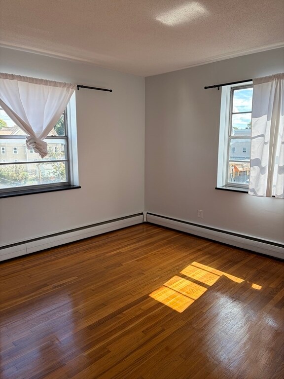 Building Photo - 685 Moody St