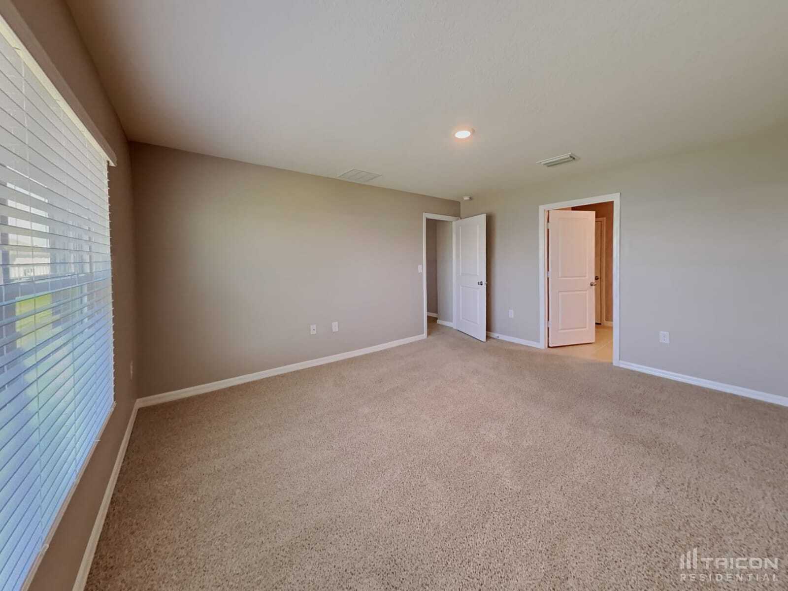 Building Photo - 2007 12th St SE