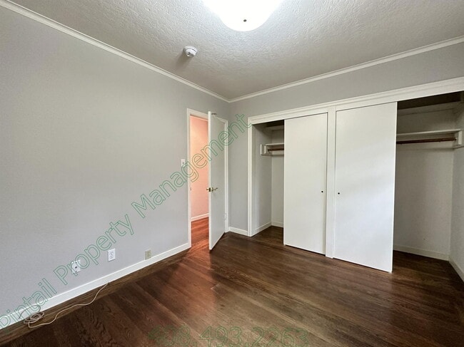 Building Photo - 108 Club Dr