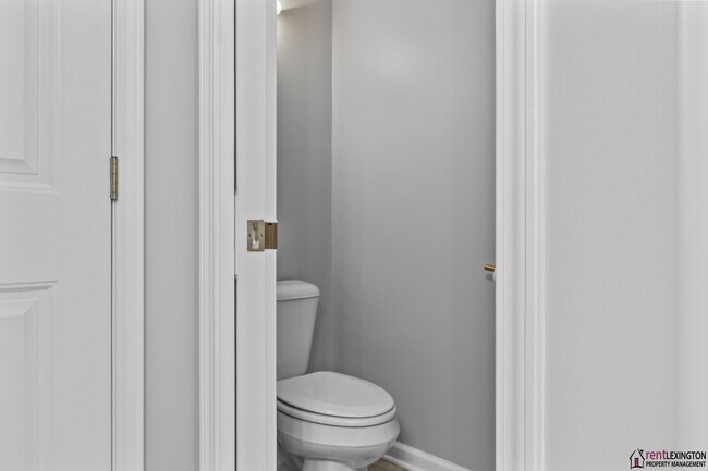 Building Photo - 111 High Hope Ln