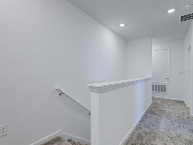 Building Photo - 158 Nine Iron Dr