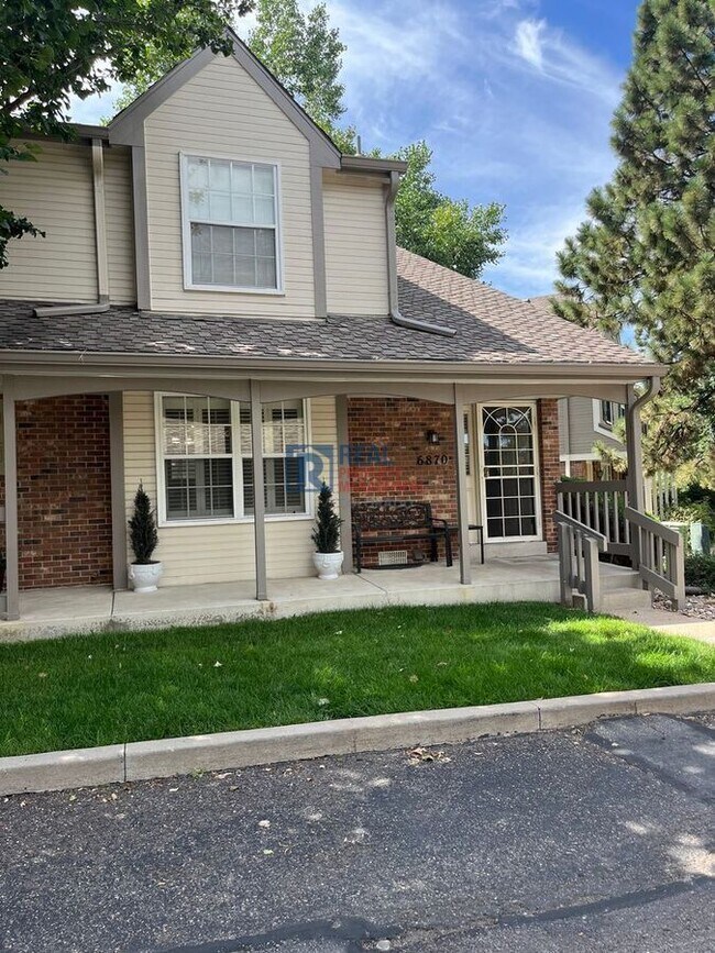 Primary Photo - 6870 E Appleton Cir