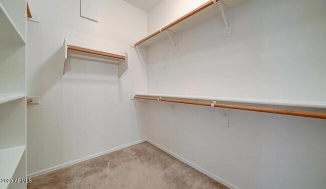 Building Photo - 44811 Paraiso Ln
