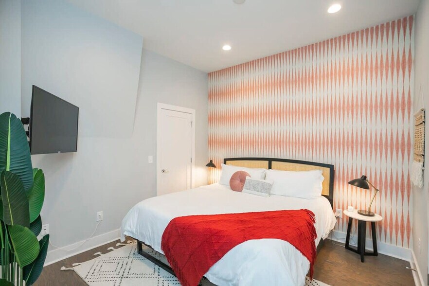 Building Photo - 1035 Scovel St