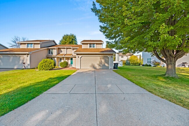 Building Photo - 2378 Cedar Rdg