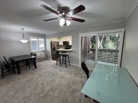 Building Photo - 7972 Mission Center Ct