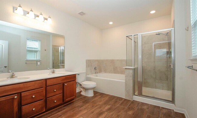 Building Photo - 20622 Teakwood Fields Ln