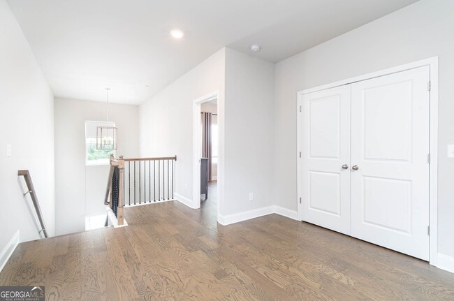 Building Photo - 831 Corsiglia Farm