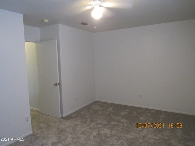 Building Photo - 2311 E Hazeltine Way