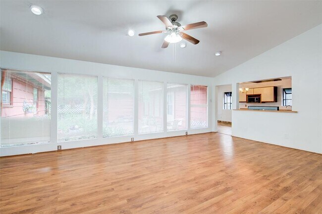 Building Photo - 3403 Linkwood Dr