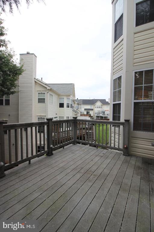 Building Photo - 46140 Cecil Terrace