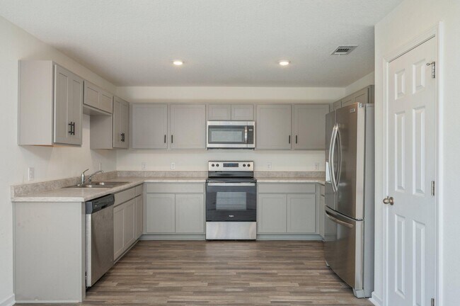 Building Photo - 4378 Jitterbug St