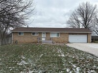 Building Photo - 2434 Saratoga Ave SW