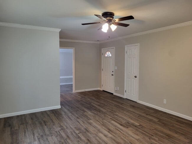 Building Photo - 3107 Andros Dr SW